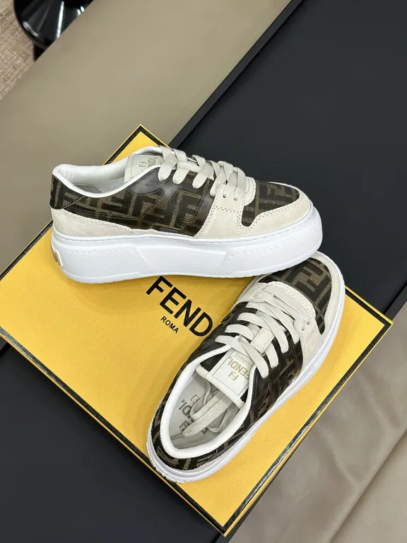 Fendi Shoe 